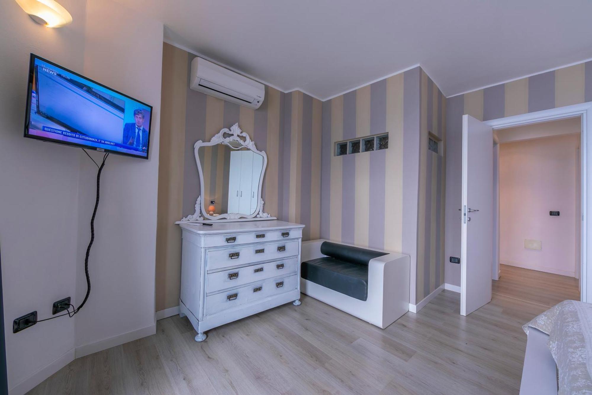 Menaggio Tosca Apartments Exterior photo